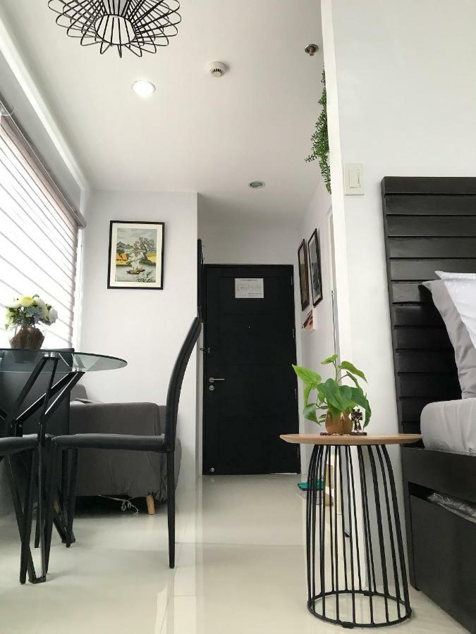 Cozy And Full Service Condo At The Heart Of Bacolod Eksteriør bilde
